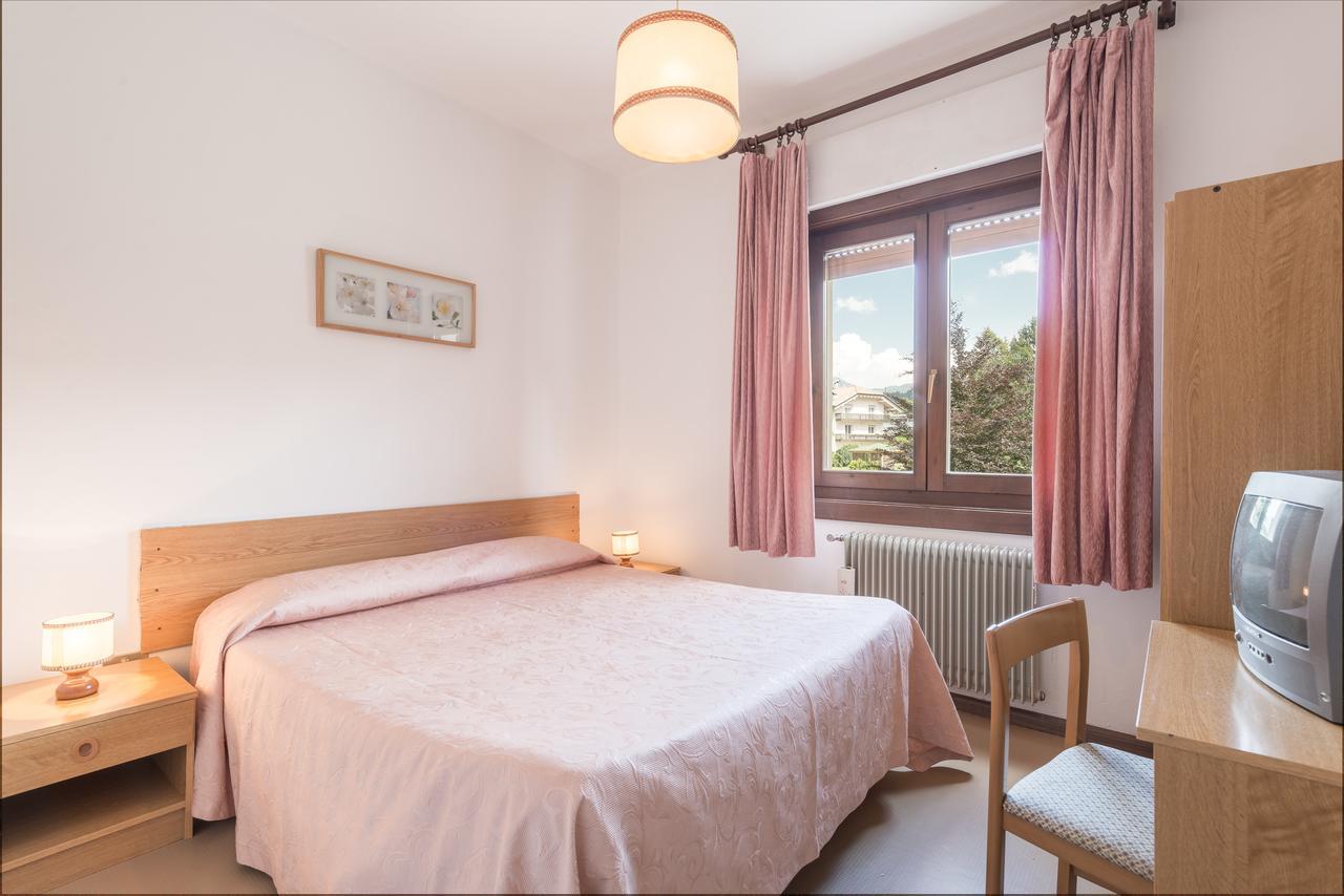 Albergo Cinzia Vattaro Kültér fotó